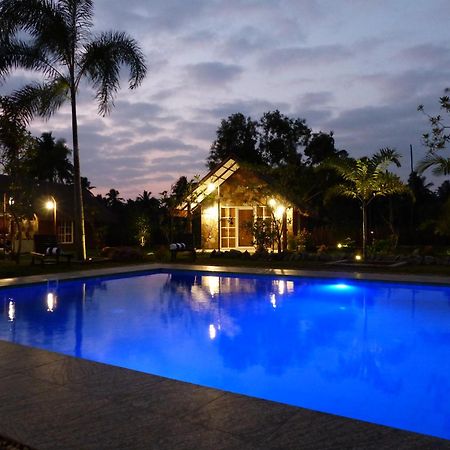 Coco Village Hotel Chilaw Luaran gambar